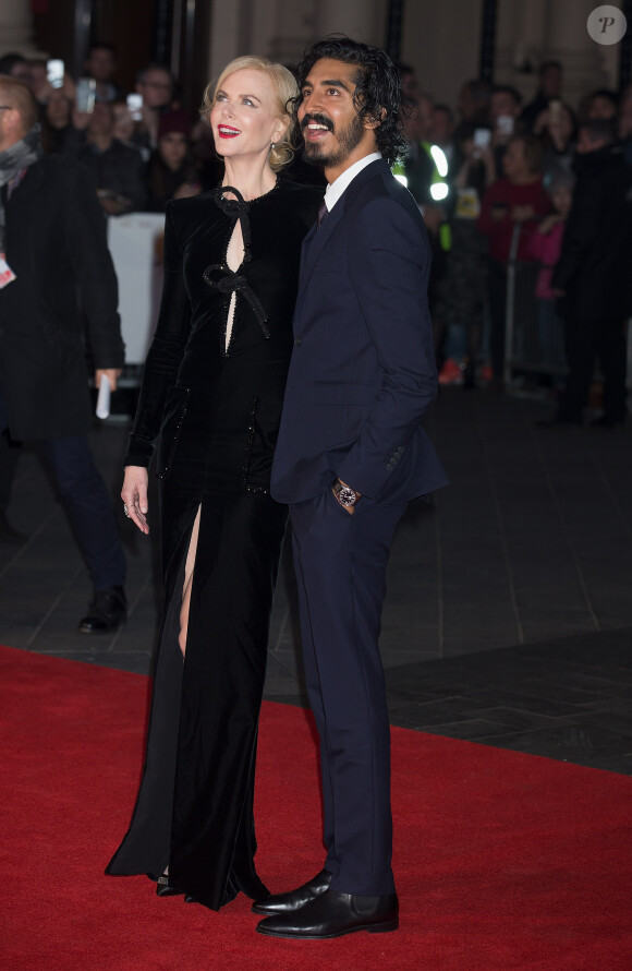 Nicole Kidman et Dev Patel arrivant à la projection du film "Lion" pendant le Gala American Express lors du 60ème BFI, le Festival du Film de Londres, au Odeon Leicester Square à Londres, le 12 octobre 2016.