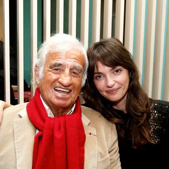 Jean-Paul Belmondo et sa petite-fille Annabelle - A l'occasion du lancement de son nouveau livre "Mes recettes bonne humeur" (Editions du Cherche Midi), Luana Belmondo a réuni ses proches et amis épicuriens autour d'un Aperitivo concocté par le Chef Denny Imbroisi (Restaurant IDA) à Paris, le 13 Octobre 2016. © Dominique Jacovides/Bestimage