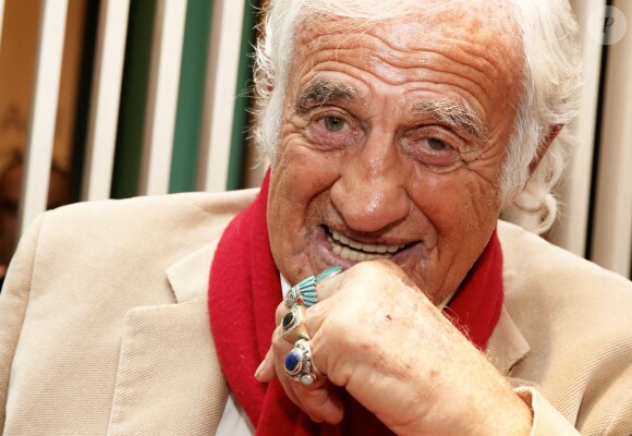 Jean-Paul Belmondo - A l'occasion du lancement de son nouveau livre "Mes recettes bonne humeur" (Editions du Cherche Midi), Luana Belmondo a réuni ses proches et amis épicuriens autour d'un Aperitivo concocté par le Chef Denny Imbroisi (Restaurant IDA) à Paris, le 13 Octobre 2016. © Dominique Jacovides/Bestimage