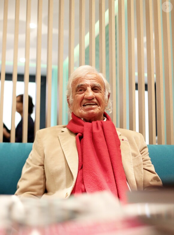 Jean-Paul Belmondo - A l'occasion du lancement de son nouveau livre "Mes recettes bonne humeur" (Editions du Cherche Midi), Luana Belmondo a réuni ses proches et amis épicuriens autour d'un Aperitivo concocté par le Chef Denny Imbroisi (Restaurant IDA) à Paris, le 13 Octobre 2016. © Dominique Jacovides/Bestimage