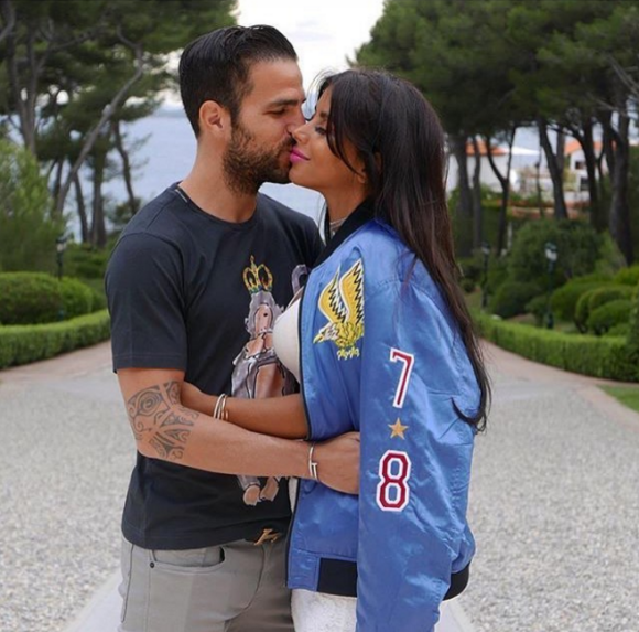 Cesc Fabregas et Daniella Semaan (photo Instagram) ont annoncé le 16 octobre 2016 attendre leur troisième enfant ensemble. Un petit frère pour Lia (3 ans) et Capri (1 an) !