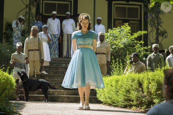 Une des robes portées par Claire Foy : Elisabeth II dans The Crown une série originale Netflix