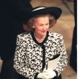  Lady Raine Spencer, belle-mère de Lady Diana, lors des funérailles de la princesse Diana en l'abbaye de Westminster en septembre 1997. 