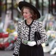  Lady Raine Spencer, belle-mère de Lady Diana, lors des funérailles de la princesse Diana à Westminster en septembre 1997. 