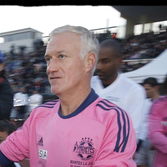 Exclusif - Prix spécial - Didier Deschamps - Match de football caritatif organisé par le Variétés Club de France au profit de l'association "+ de Vie" présidée par Bernadette Chirac et de l'association "Urma" présidée par Laurent Blanc au stade Jean Paul David à Mantes-la-Jolie le 11 octobre 2016. C'est la première sortie officielle de Bernadette Chirac depuis l'hospitalisation de son mari Jacques Chirac et de sa propre hospitalisation. © Alain Guizard/Bestimage