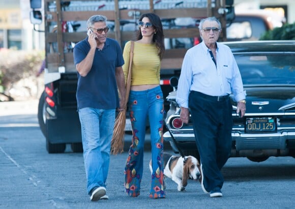 Amal Clooney (Amal Alamuddin) rend visite à son mari George Clooney sur le tournage de 'Suburbicon' à Los Angeles, Californie, Etats-Unis, le 20 octobre 2016.