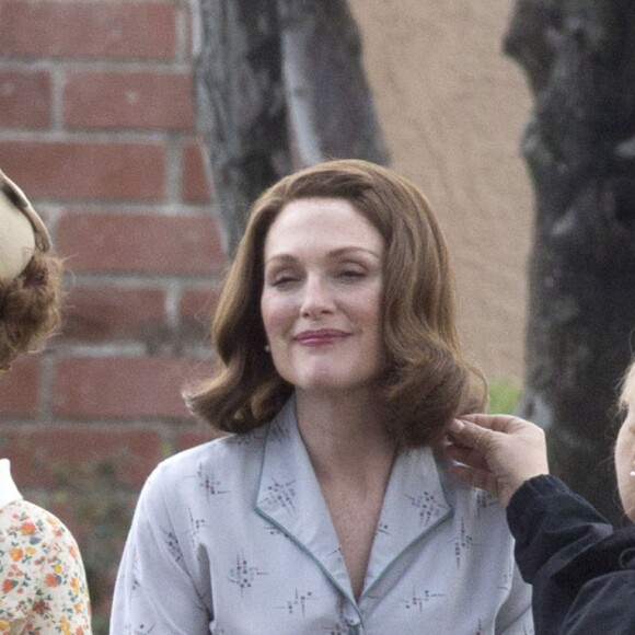 George Clooney et Julianne Moore sur le tournage de 'Suburbicon' à Los Angeles, le 17 octobre 2016