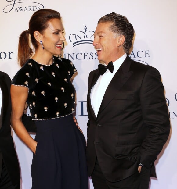 Mar Flores et son compagnon Elias Sacal au gala des Princess Grace Awards 2016, le 24 octobre 2016 à New York. La chorégraphe Camille A. Brown, le comédien Leslie Odom Jr. et l'actrice, chanteuse et productrice Queen Latifah ont notamment été primés.