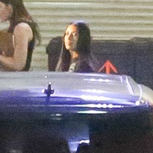 Kim Kardashian réapparaît lors du concert de son époux Kanye West, dans le cadre de la tournée Saint Pablo, à Inglewood (Californie), le 25 octobre 2016. C'est la première apparition officielle de la star de télé-réalité depuis son braquage à main armée survenu le 3 octobre à Paris. Pour l'occasion, les caméras de "L'incroyable famille Kardashian" étaient bien présentes pour filmer la famille.