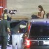Kim Kardashian réapparaît lors du concert de son époux Kanye West, dans le cadre de la tournée Saint Pablo, à Inglewood (Californie), le 25 octobre 2016. C'est la première apparition officielle de la star de télé-réalité depuis son braquage à main armée survenu le 3 octobre à Paris. Pour l'occasion, les caméras de "L'incroyable famille Kardashian" étaient bien présentes pour filmer la famille.