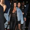 Kourtney Kardashian arrivant au concert de Kanye West le 25 octobre 2016 à Inglewood, en Californie.