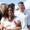 Michael Phelps et Nicole Johnson, avec leur bébé Boomerà Rio de Janeiro le 15 août 2016.