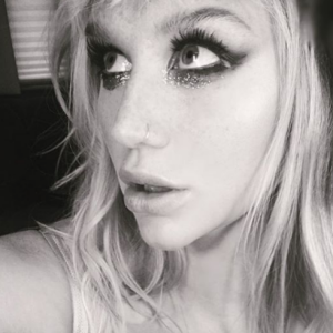 La chanteuse Kesha a publié une photo d'elle sur sa page Instagram au mois d'octobre 2016.