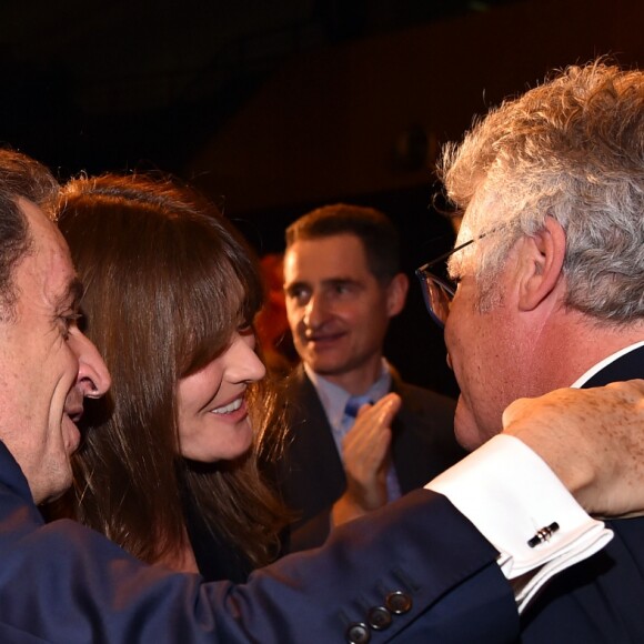 Nicolas Sarkozy et sa femme Carla Bruni-Sarkozy - Nicolas Sarkozy en meeting à la salle Vallier à Marseille pour la campagne des primaires de la droite et du centre en vue de l'élection présidentielle de 2017, le 27 octobre 2016. © Bruno Bébert/Bestimage