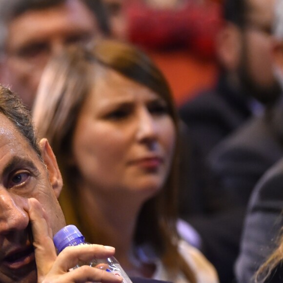 Jean-Claude Gaudin, le maire de Marseille, et Nicolas Sarkozy - Nicolas Sarkozy en meeting à la salle Vallier à Marseille pour la campagne des primaires de la droite et du centre en vue de l'élection présidentielle de 2017, le 27 octobre 2016. © Bruno Bébert/Bestimage