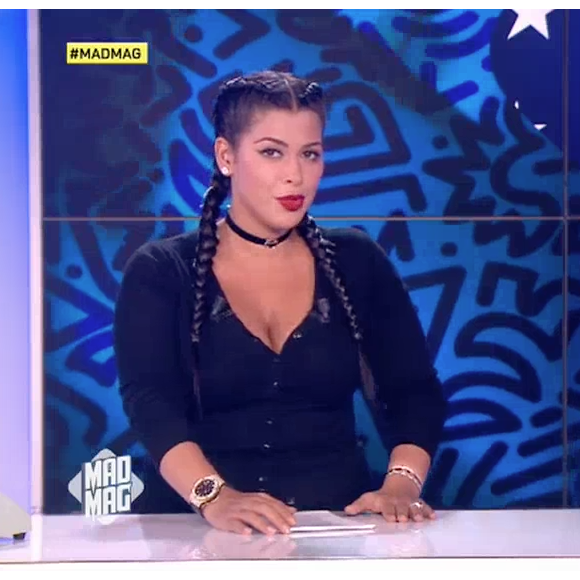 Ayem Nour n'apprécie pas de voir des images d'elle peu flatteuses être diffusées en direct. Emission le "Mad Mag" sur NRJ12. Le 28 octobre 2016.