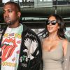 Kim Kardashian et son mari Kanye West arrivent à l'aéroport de Roissy-Charles-de-Gaulle, puis vont déjeuner au restaurant "L'Avenue" à Paris, le 13 juin 2016.