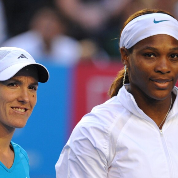 Justine Henin et Serena Williams lors de la finale de l'Open d'Australie le 30 janvier 2010.