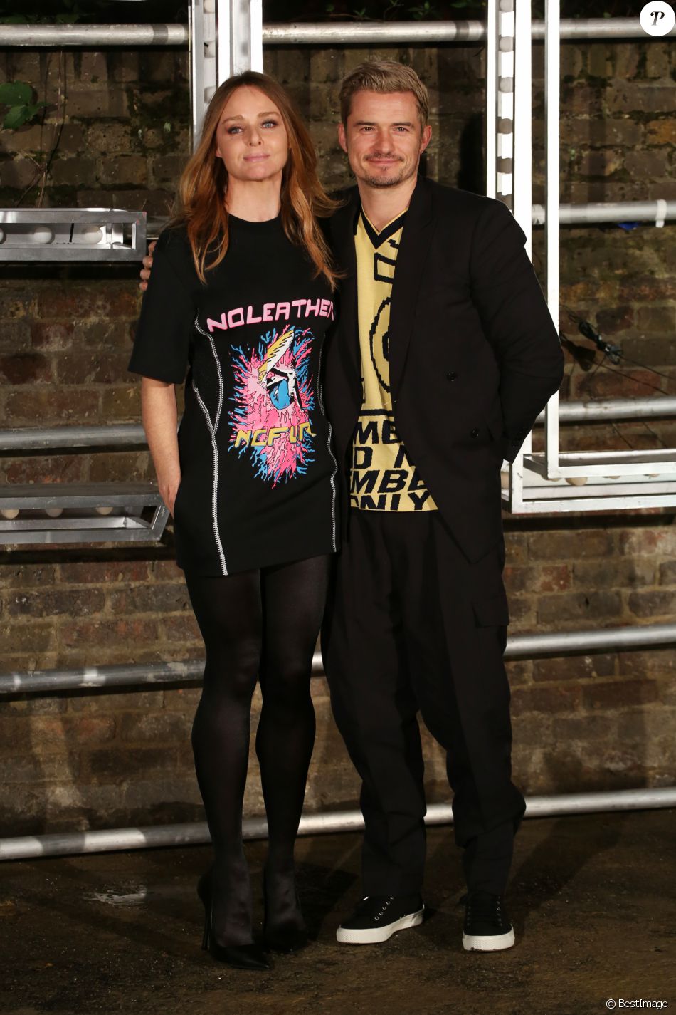 Stella McCartney et Orlando Bloom - Présentation Stella McCartney (collections croisière 2017 et pour hommes) aux Abbey Road Studios. Londres, le 10 novembre 2016.