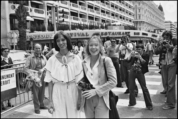 Shelley Duvall et Sissy Spacek lors de la présentation du film Trois femmes au Festival de Cannes en 1977