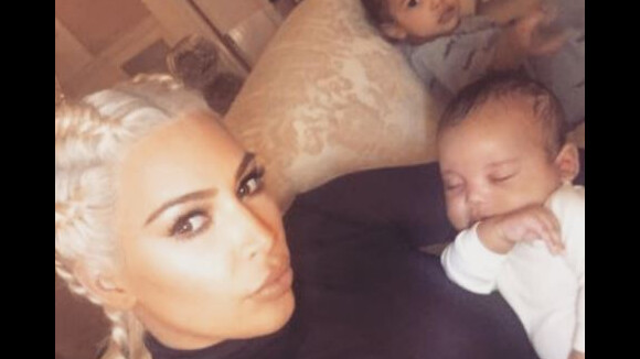 Kim Kardashian : De retour sur Instagram, un mois après le braquage