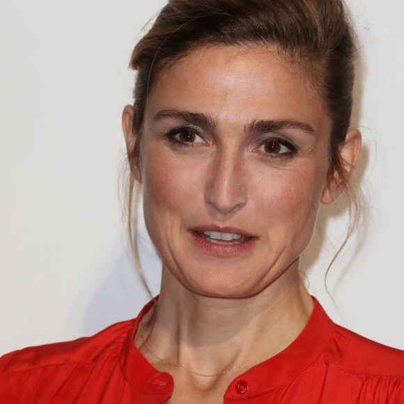 Julie Gayet - Photocall pour le téléfilm "Marion, 13 ans pour toujours" lors du 18ème Festival de la Fiction TV de La Rochelle. Le 16 septembre 2016 © Patrick Bernard / Bestimage