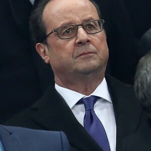 Le président de la République François Hollande pendant le match de qualification de la coupe du monde de football 2018, France vs Suède au Stade de France à Saint-Denis, France, le 11 novembre 2016. La France gagne sur le score de 2-1. © Cyril Moreau/Bestimage F