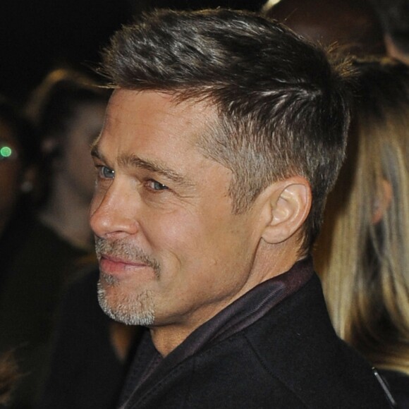 Brad Pitt à la première de 'Alliés' ('Allied') aux cinémas Odeon à Leicester Square à Londres, le 21 novembre 2016