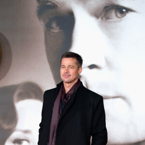 Brad Pitt à la première de 'Alliés' ('Allied') aux cinémas Odeon à Leicester Square à Londres, le 21 novembre 2016