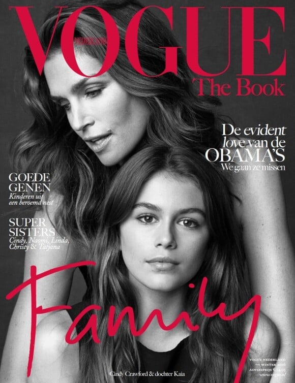 Cindy Crawford et sa fille Kaia Gerber en couverture du numéro d'hiver 2016 de 'Vogue The Book', du magazine Vogue Netherlands. Photo par Sam Jones.