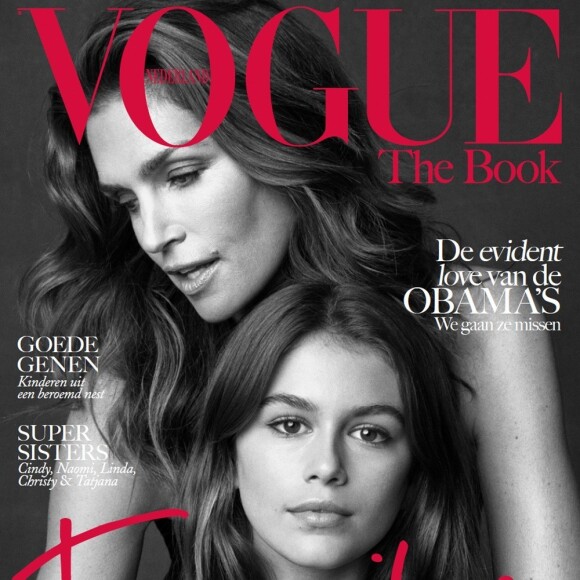 Cindy Crawford et sa fille Kaia Gerber en couverture du numéro d'hiver 2016 de 'Vogue The Book', du magazine Vogue Netherlands. Photo par Sam Jones.