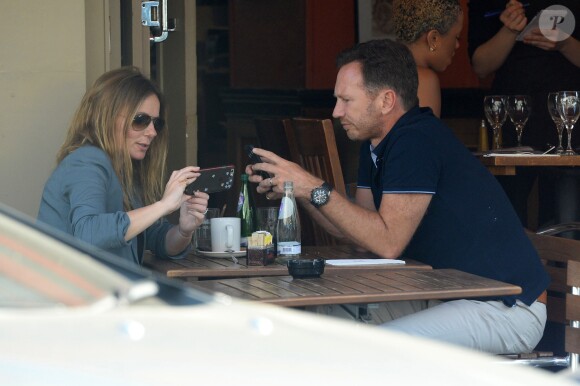 Geri Halliwell et son mari Christian Horner ont déjeuné en terrasse à Londres, avant de repartir au volant d'une Renault Twizy. Le 14 septembre 2016