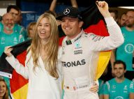 Nico Rosberg : Le beau gosse de F1 sacré, sa sublime femme, Vivian, à ses côtés
