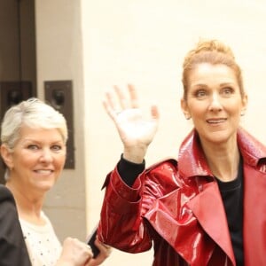 Exclusif - Céline Dion fait du shopping à Paris le 30 juin 2016. La chanteuse s'est rendue chez Burberry, Hermès, Make Up For Ever et le bijoutier Djula.