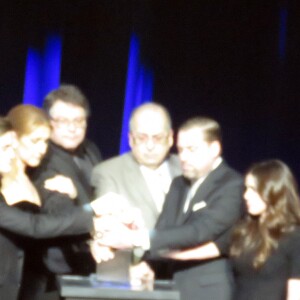 Céline Dion assiste à la cérémonie en hommage à son mari René Angélil, intitulée "Celebration of Life" avec son fils aîné René-Charles au Caesars Palace de Las Vegas le 3 février 2016.