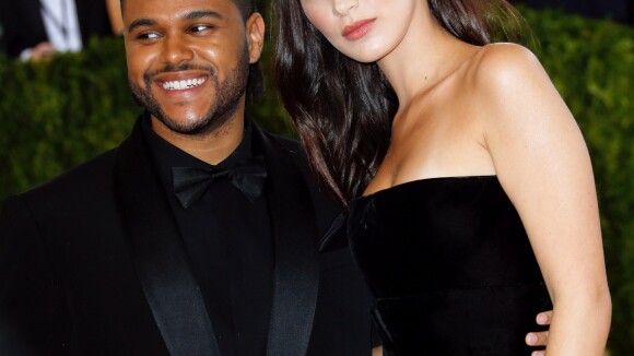 Bella Hadid surprise en train de stalker The Weeknd : Son ex lui manque...