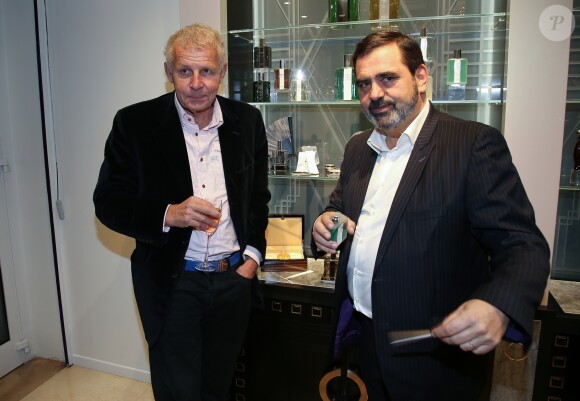 Exclusif - Patrick Poivre D'arvor (PPDA), Romain Alès (Président des Parfums Caron) - Soirée de présentation de la poudre légendaire Caron à la boutique des parfums Caron à Paris le 29 novembre 2016.