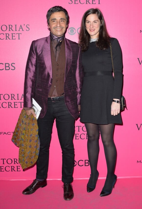 Ariel Wizman et sa compagne Osnath Assayag - Défilé "Victoria's Secret Paris 2016" au Grand Palais à Paris, le 30 novembre 2016. © BOV/Bestimage