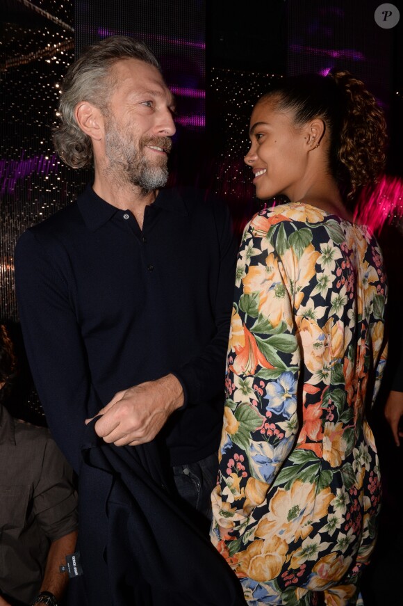 Exclusif - Vincent Cassel et sa compagne Tina Kunakey au VIP Room à Paris, France, le 1 er décembre 2016. © Rachid Bellak/Bestimage