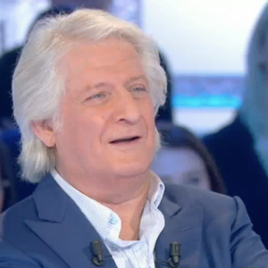 Patrick Sébastien évoque son alcoolisme passé dans "Salut les Terriens !", le 3 décembre 2016 sur C8.