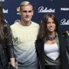 Antoine Griezmann et sa compagne Erika Choperena lors de la soirée 40 Principales Music Awards organisée à Madrid le 12 décembre 2014.