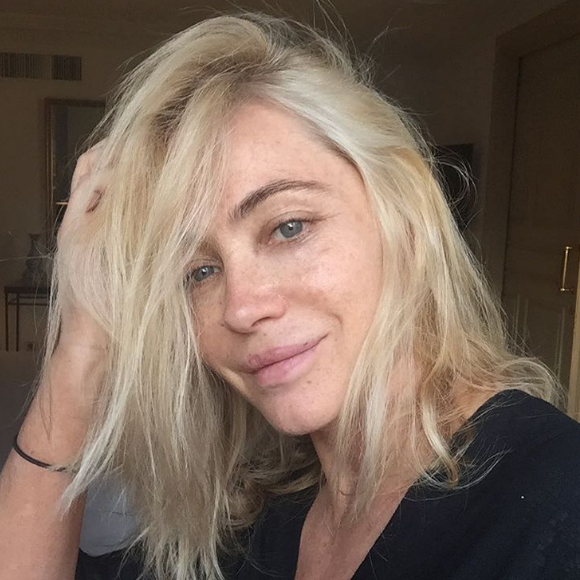 Emmanuelle Béart se montre sans maquillage sur Instagram en 2016.