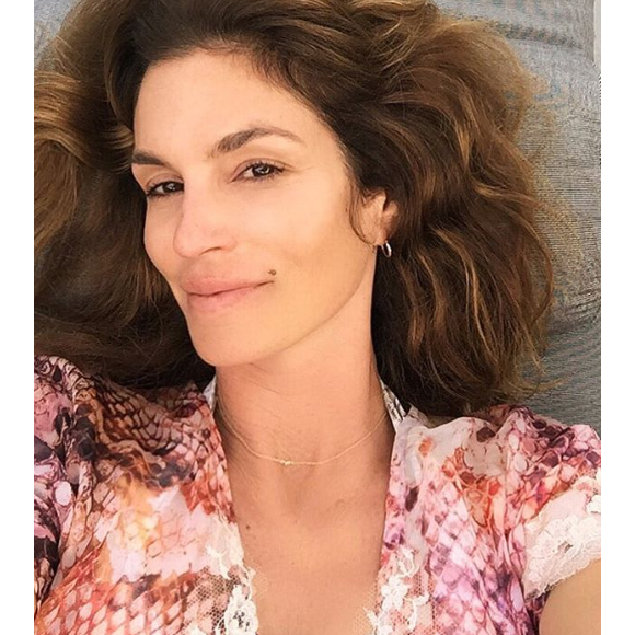 Cindy Crawford se montre sans maquillage sur Instagram pour son anniversaire, février 2016.