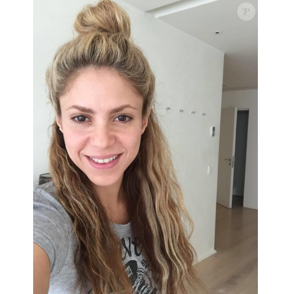 Shakira se montre sans maquillage sur Instagram en févier 2016.