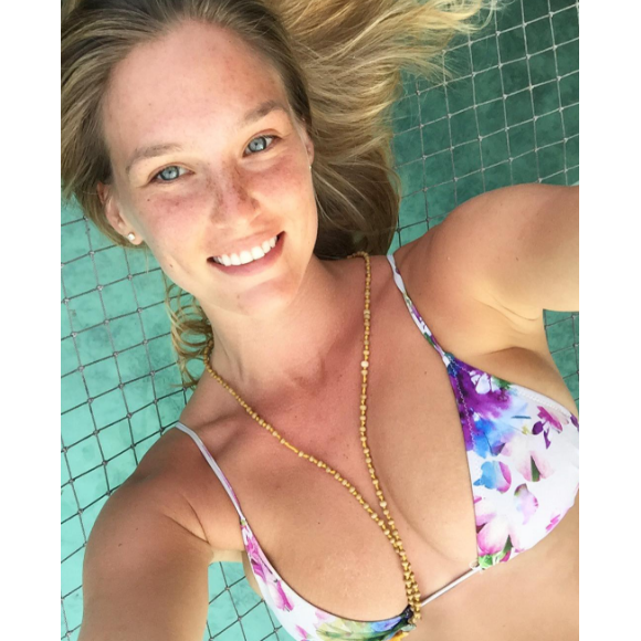 Bar Refaeli se montre sans maquillage sur Instagram en novembre 2016.