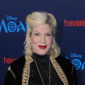 Tori Spelling enceinte à la première de ''Moana'' à Hollywood, le 14 novembre 2016 © Birdie Thompson/AdMedia via Zuma/Bestimage