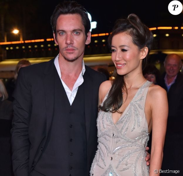 Jonathan Rhys-Meyers et sa fiancée Mara Lane - Soirée du MIP TV 2016 à l'hôtel Martinez à Cannes. Le 4 avril 2016 © Bruno Bebert / Bestimage