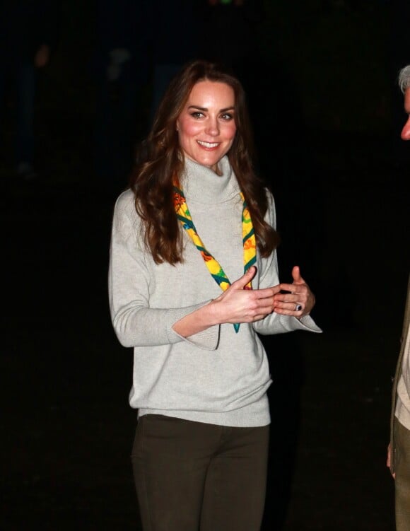 La duchesse Catherine de Cambridge célébrait le 14 décembre 2016 les 100 ans de l'association de scouts des Louveteaux à King's Lynn, dans le Norfolk.