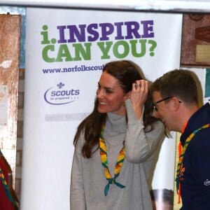 La duchesse Catherine de Cambridge célébrait le 14 décembre 2016 les 100 ans de l'association de scouts des Louveteaux à King's Lynn, dans le Norfolk.