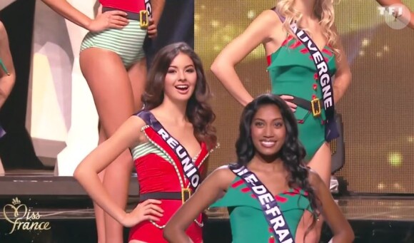 Les 12 demi-finalistes du concours Miss France 2017. Sur TF1, le 17 décembre 2016. 